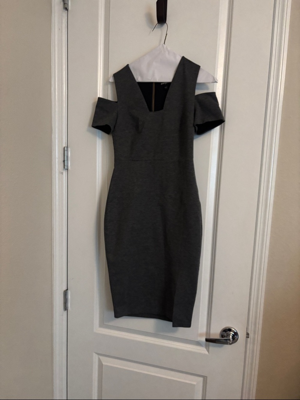 Express One-Shoulder Cold-Shoulder Sheath Dress in Charcoal Gray